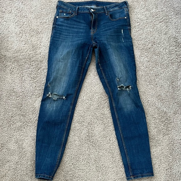 Old Navy Denim - Ripped Skinny Jean